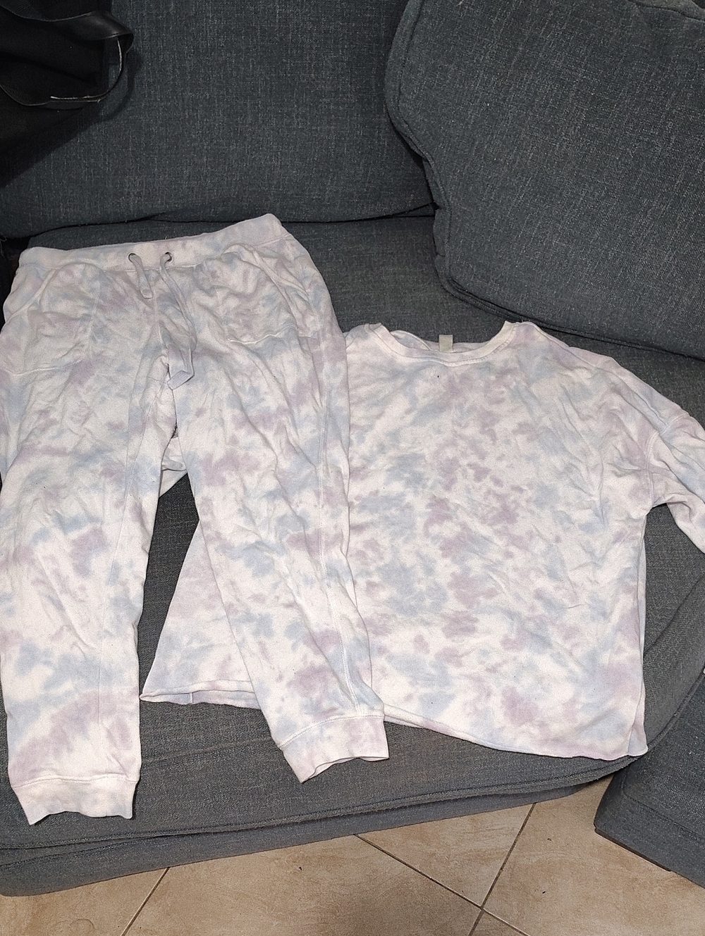 GreenTea Ladies Tie-Dye sweat and bottom Set in Pastel Purple & White PLUS